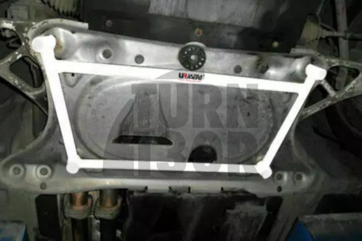 Ultra Racing 4 Point Front Subframe Brace BMW M3 E46 Ultra Racing 4 Point Front Subframe Brace BMW M3 E46