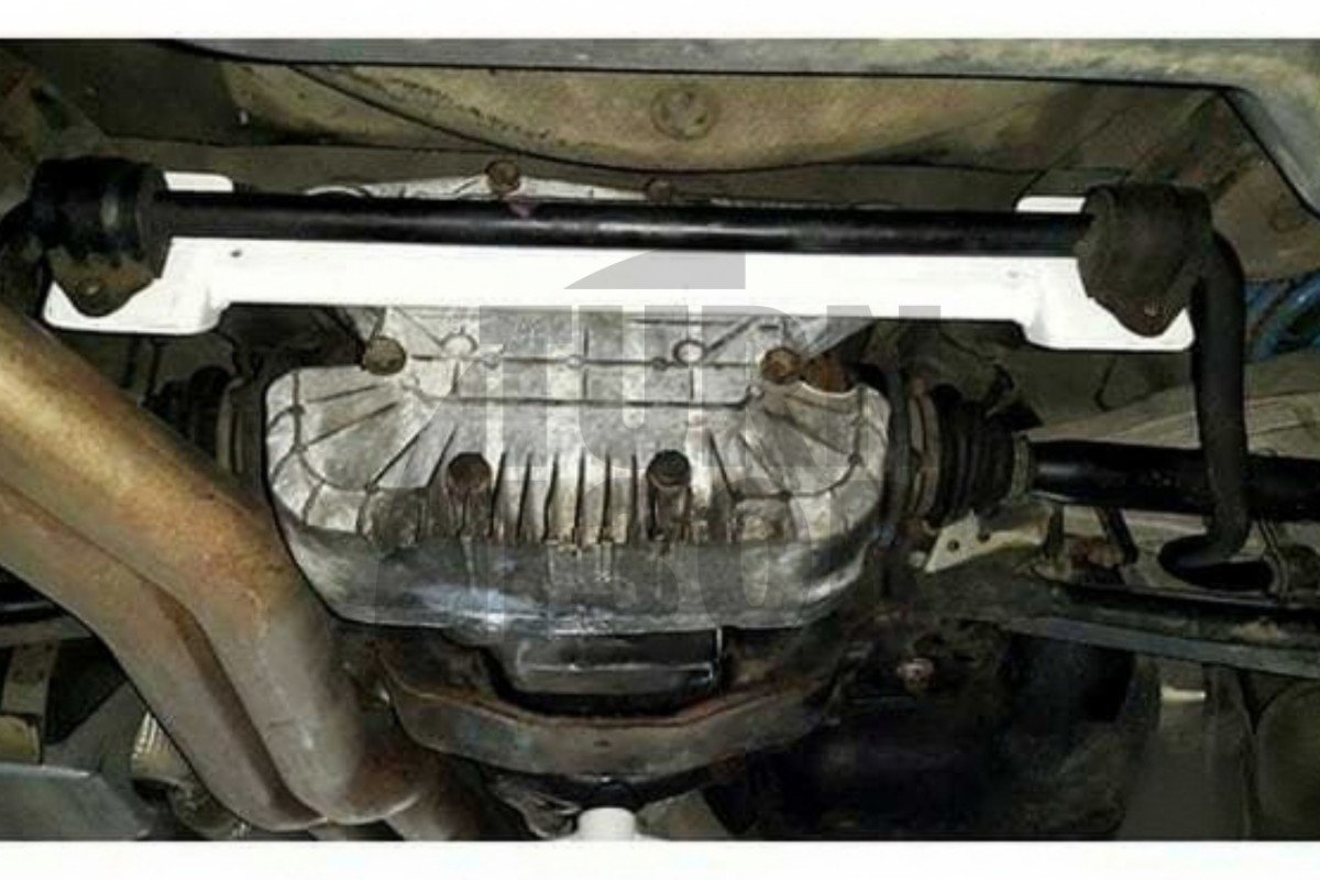 Ultra Racing Rear Lower Bar BMW M3 E46