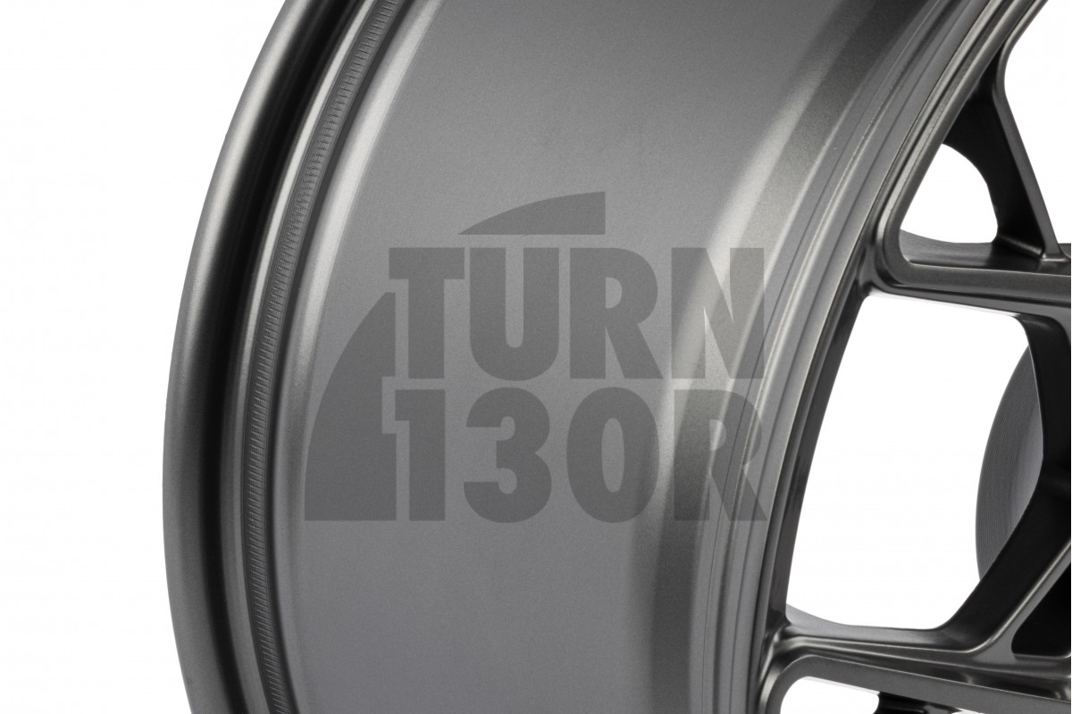 APR A01 Flow Formed Wheel Gunmetal / 20 x 9 - 5x112 ET37