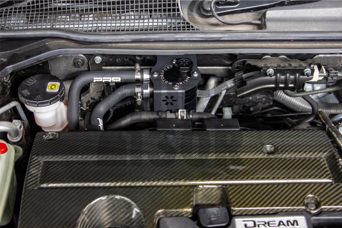 Airtec PCV Oil Catch Can for Honda Civic Type R FL5 Airtec PCV Oil Catch Can for Honda Civic Type R FL5