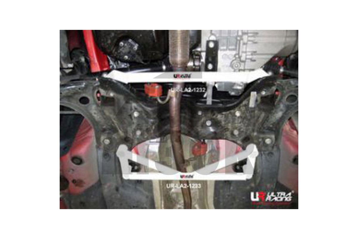 Ultra Racing 4 Point Front Subframe Brace Audi A1 , Polo 6R / 6C GTI et Ibiza 6J / 6P Cupra