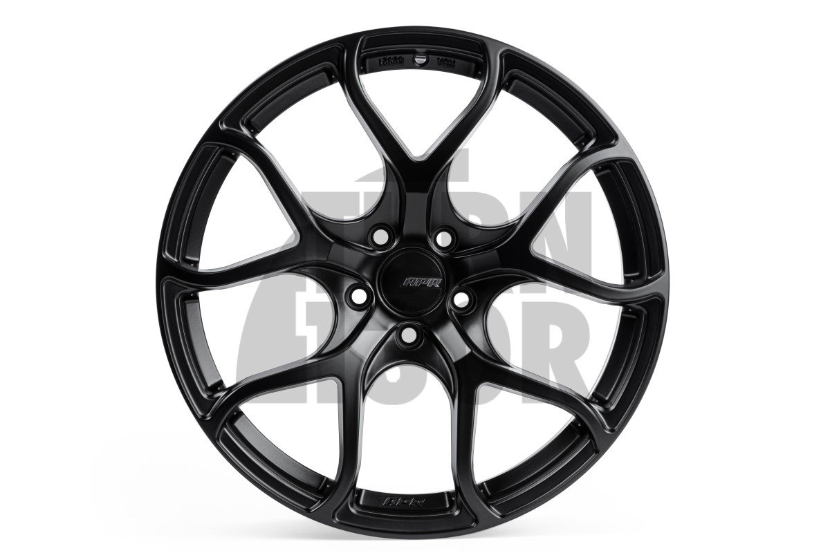 A01 Flow Formed Wheel 19 x 8.5 ET45 Gunmetal, Black or Silver APR
