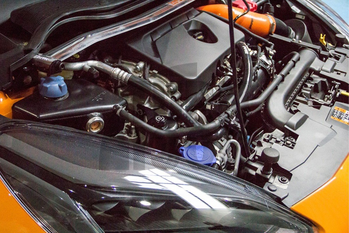 Airtec Oil Catch Can for Ford Fiesta ST Mk8