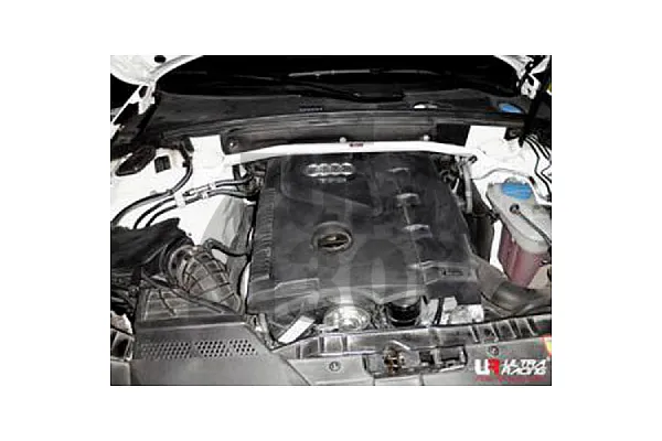 Ultra Racing Front Upper Strut Brace Audi A4 B8 / A5 B8 2.0 TFSI 