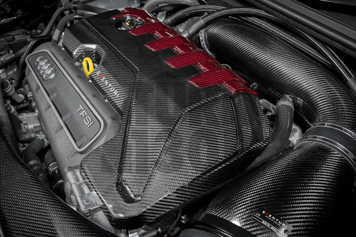 Eventuri Carbon Fiber / Red Kevlar Engine Cover for Audi RS3 8V.5 / TTRS 8S and RS3 8Y