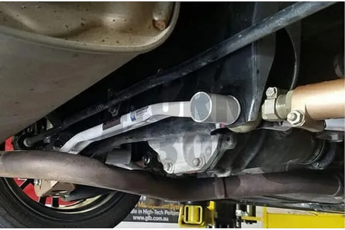 Ultra Racing Rear Tie Brace Toyota GT86 - Subaru BRZ ZC6
