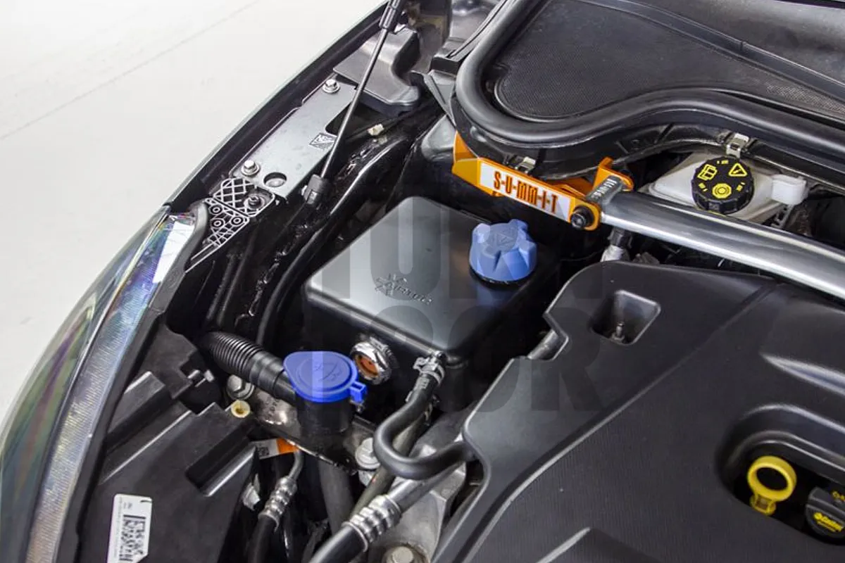 Airtec Aluminium Header Expansion Tank for Ford Focus 4 ST 