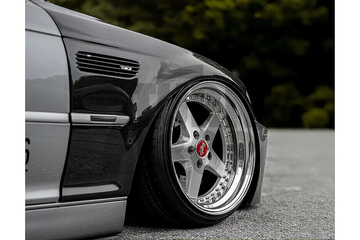 Seibon Carbon Fiber Front Fenders for BMW M3 E46