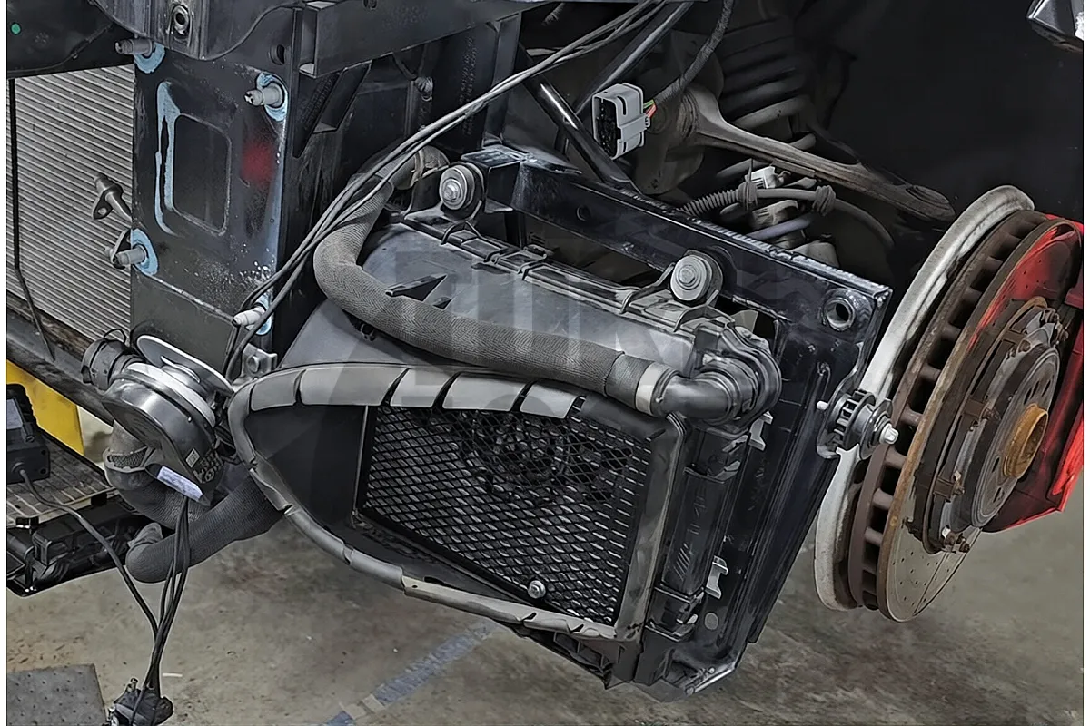 CSF Race Auxiliary Radiator for Mercedes C63 AMG W205 - AMG GT & GTS C190