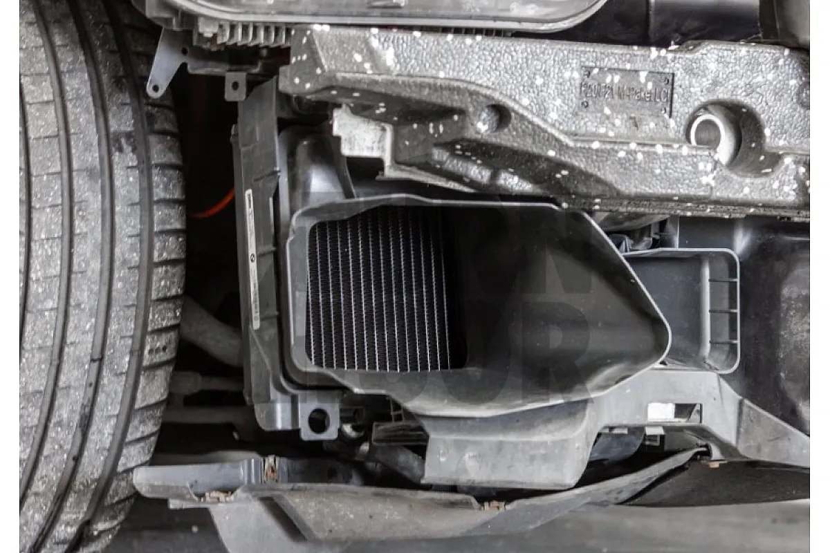 Airtec Auxilliary Radiator for BMW 140i - 240 F2x & 340i - 440i F3x 