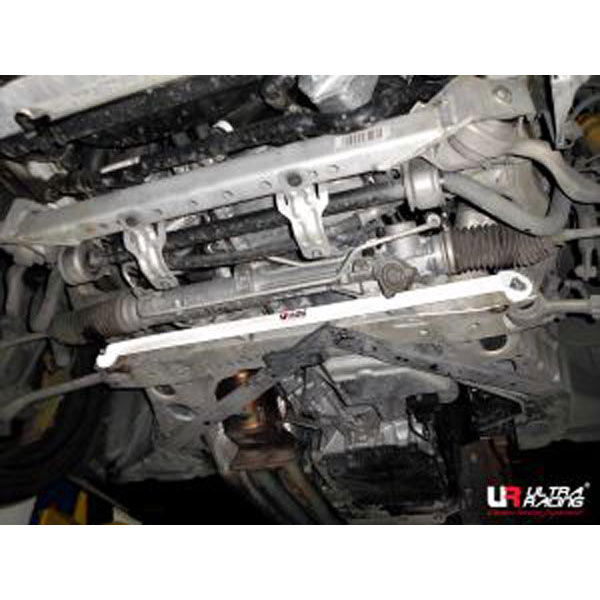 Ultra Racing Front Lower Bar BMW 335i E92 