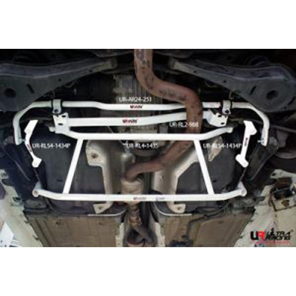 Ultra Racing Rear Lower Bar Golf 5 R32 / Golf 6 R / S3 8P / TT 8J 
