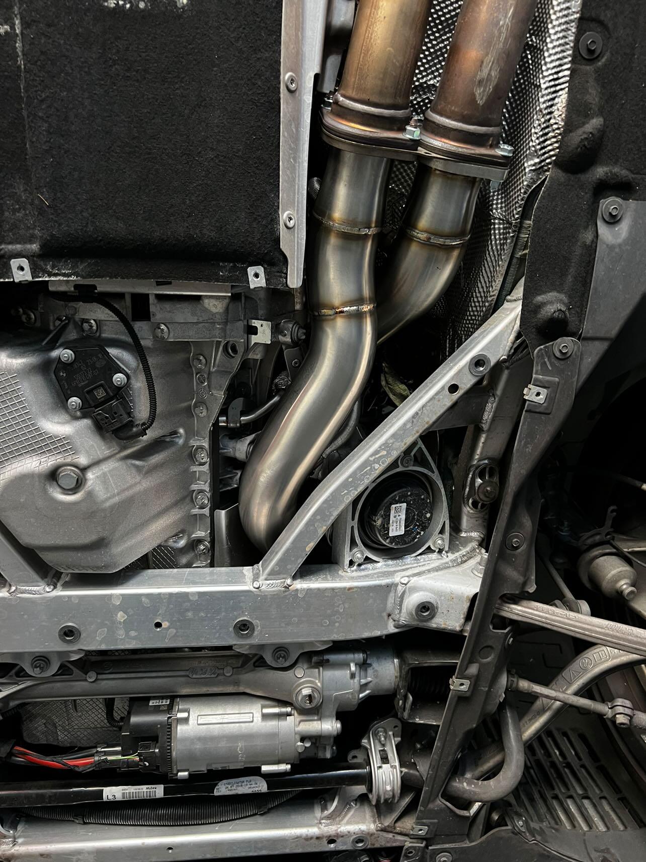 CTS Turbo Decat Downpipes for BMW M3 F80 / M4 F8x / M2 Comp F87