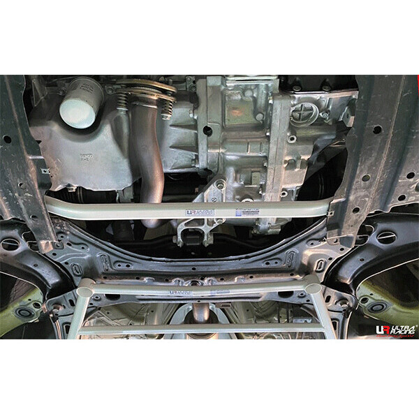 Ultra Racing   Front Lower Bar Suzuki Swift Sport ZC33S